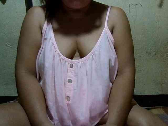 PinayAnna webcam