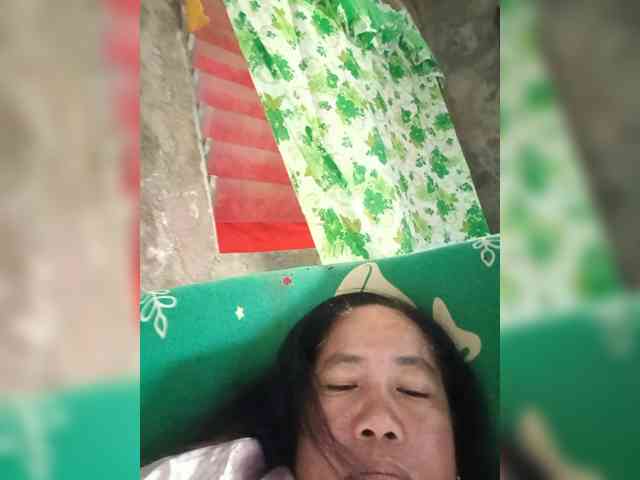 PinayAnna PinayAnna
