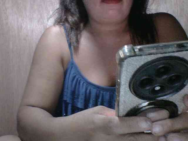 PinayAnna webcam