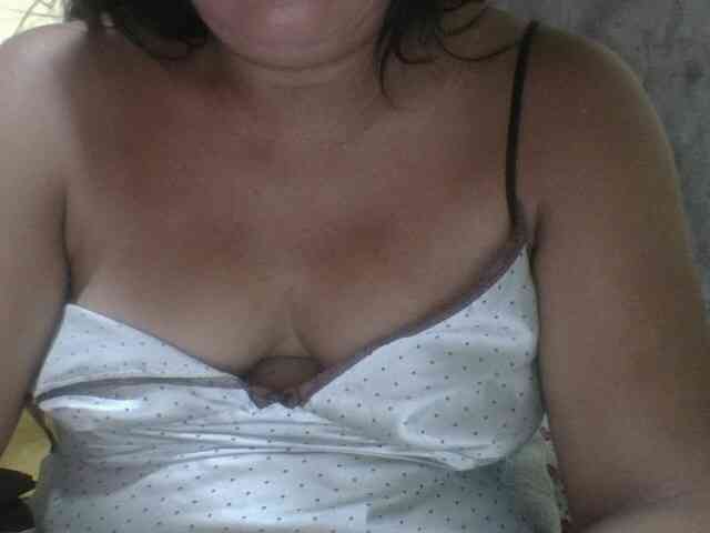 PinayAnna webcam