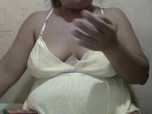 PinayAnna webcam