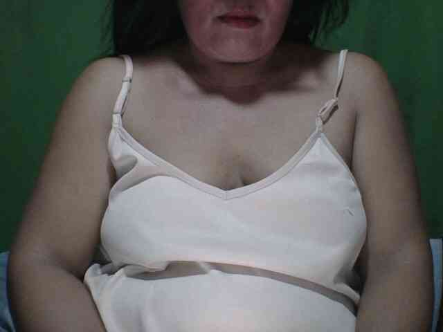 PinayAnna webcam