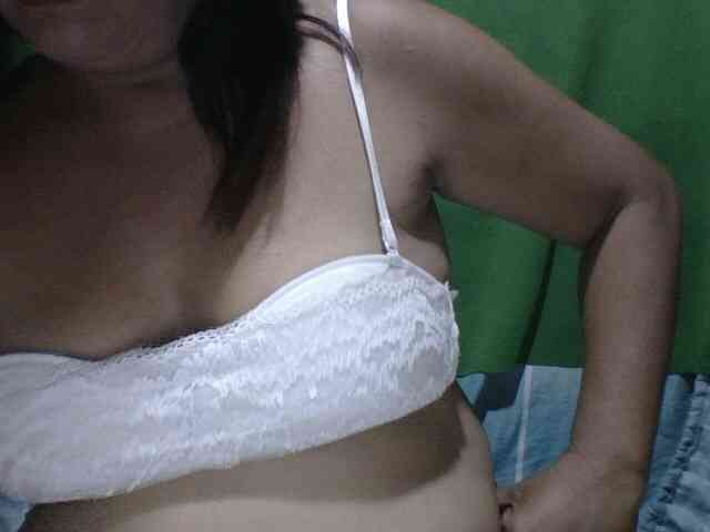 PinayAnna webcam