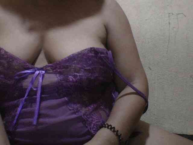 PinayAnna webcam