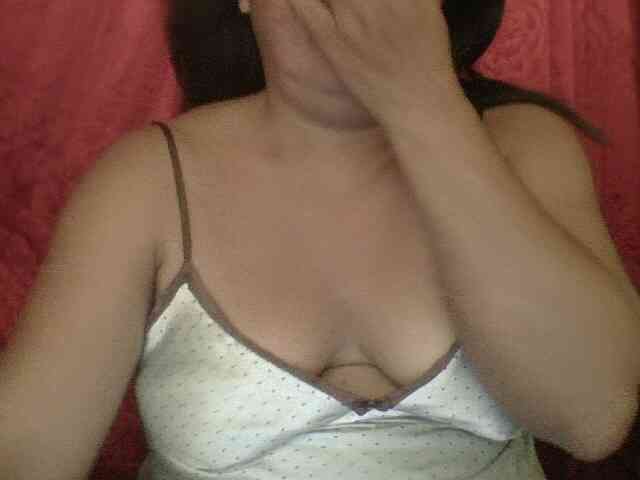 PinayAnna webcam
