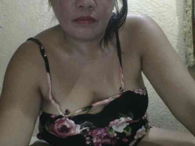 Modelo: PinayAnna