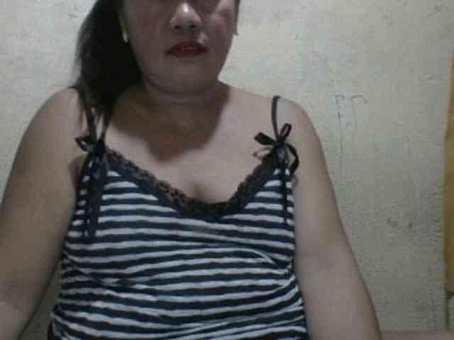 PinayAnna webcam