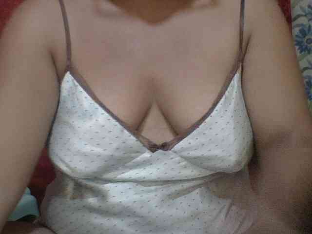 PinayAnna webcam