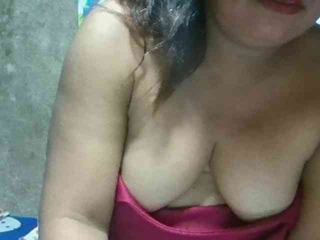 PinayAnna webcam