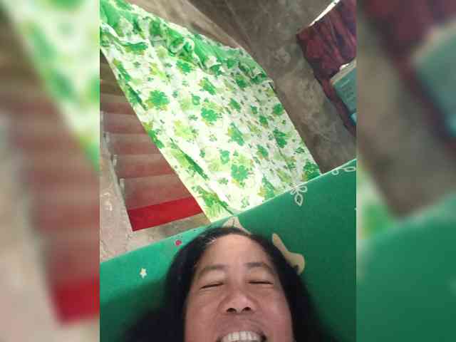 PinayAnna webcam