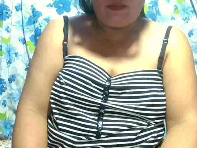 PinayAnna webcam