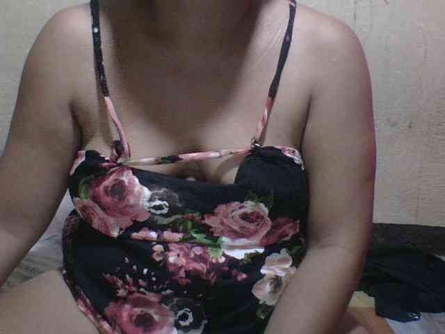 PinayAnna webcam