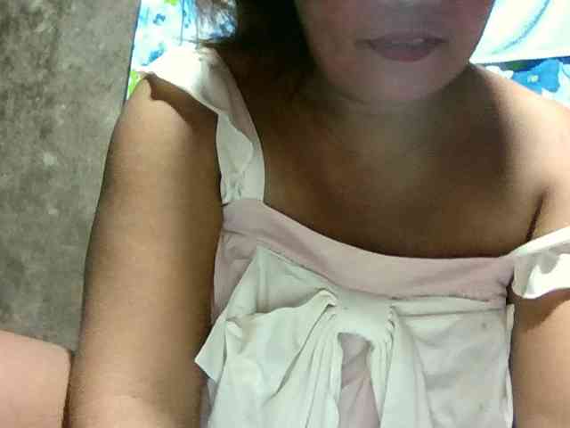 PinayAnna webcam