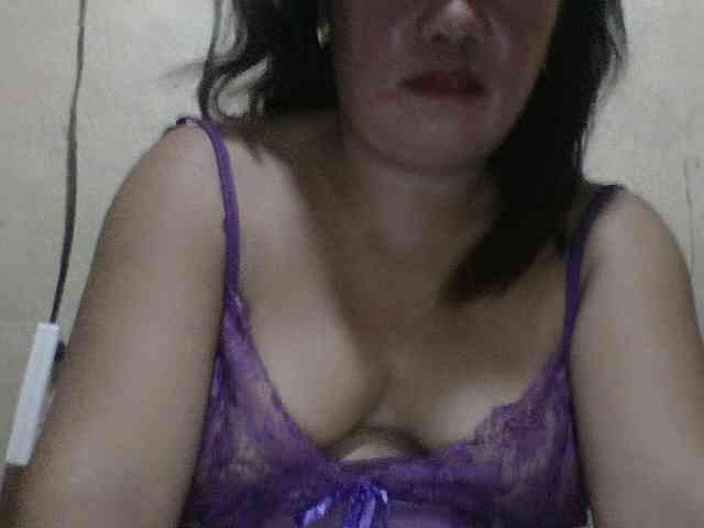PinayAnna webcam