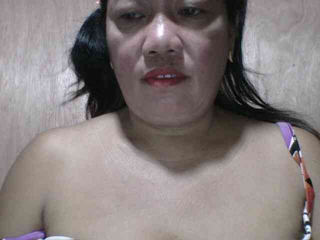 PinayAnna webcam