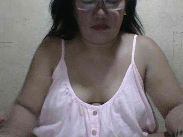 PinayAnna webcam