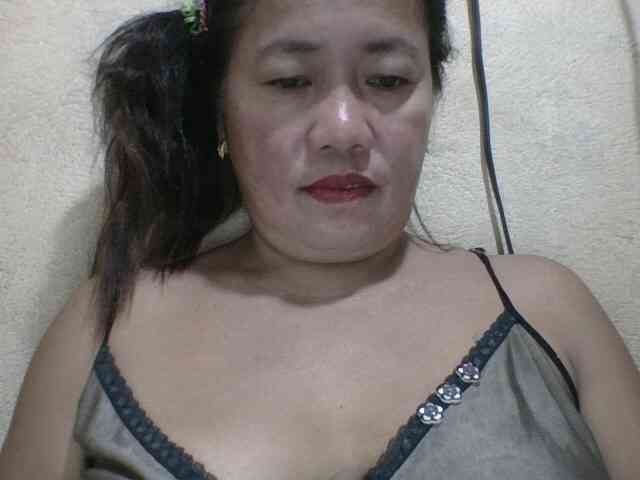 PinayAnna webcam