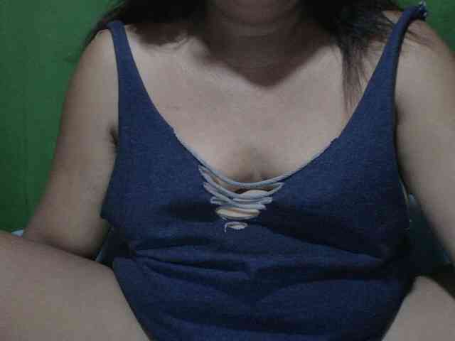 PinayAnna webcam