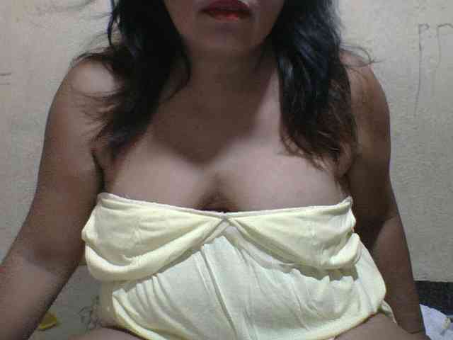 PinayAnna webcam