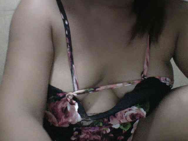 PinayAnna webcam
