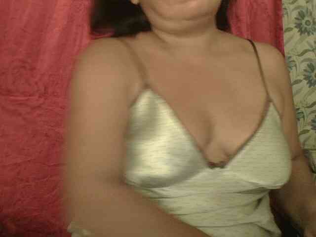 PinayAnna webcam