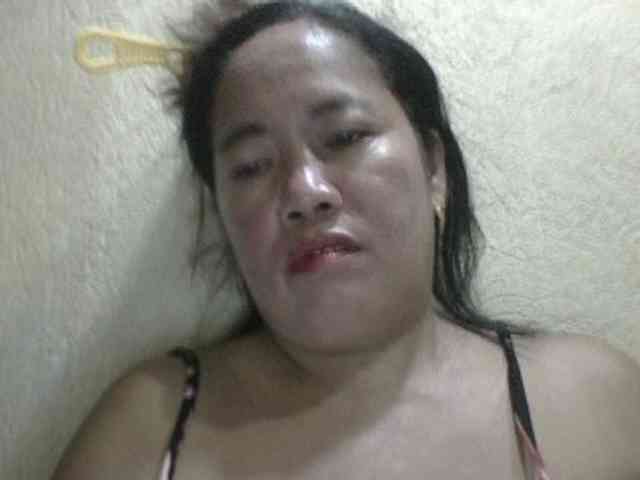 Modelo: PinayAnna