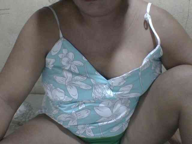 PinayAnna webcam