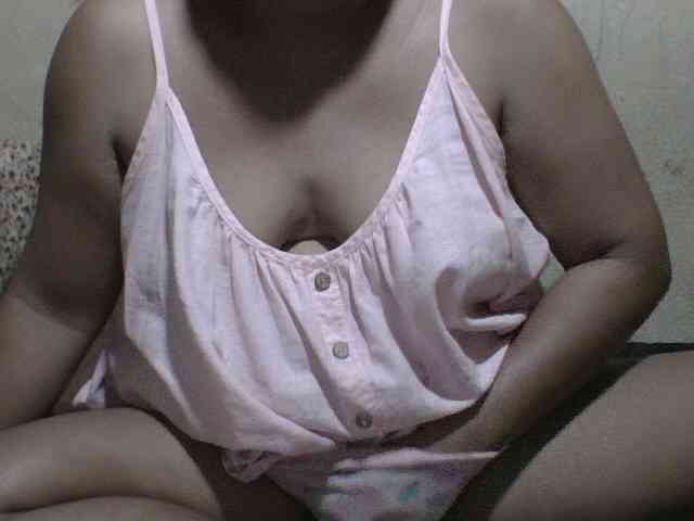 PinayAnna webcam