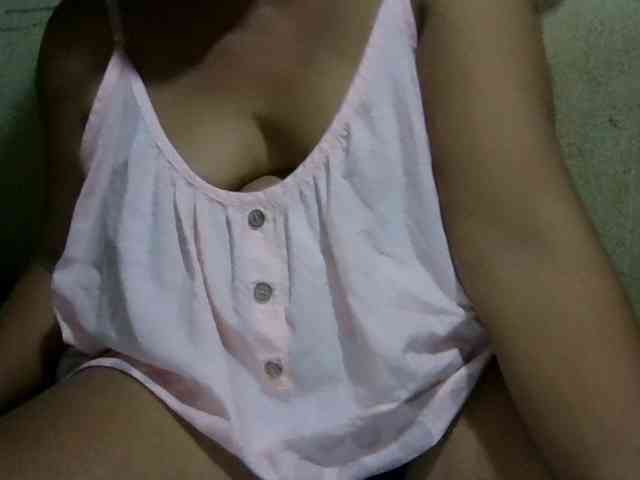 PinayAnna webcam