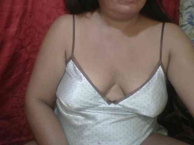 PinayAnna webcam