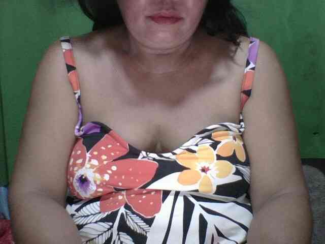 PinayAnna webcam