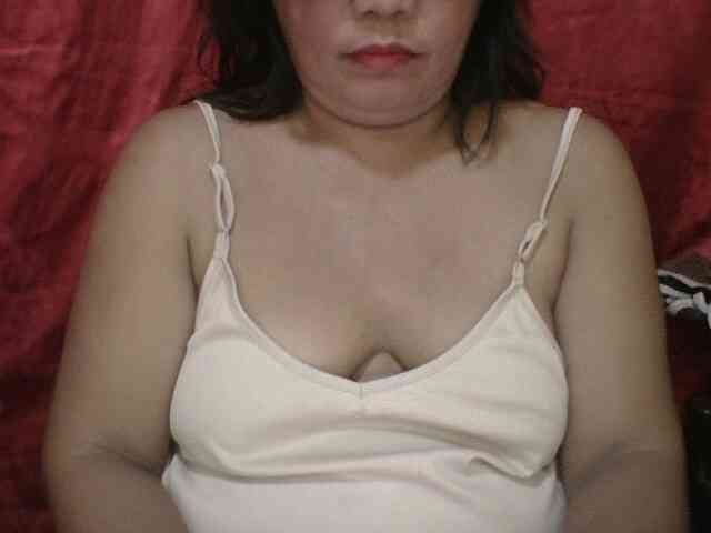 PinayAnna webcam