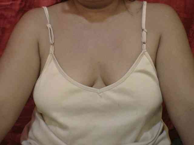 PinayAnna webcam