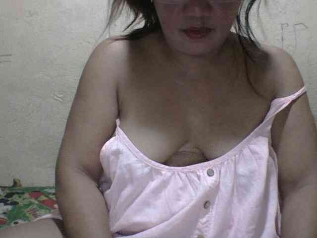 PinayAnna webcam