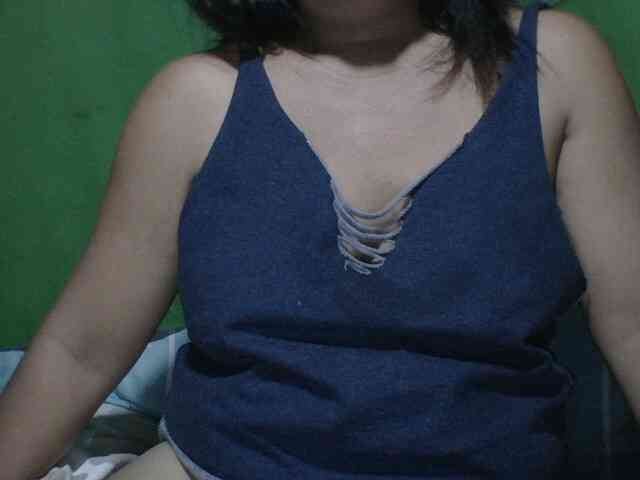 PinayAnna webcam