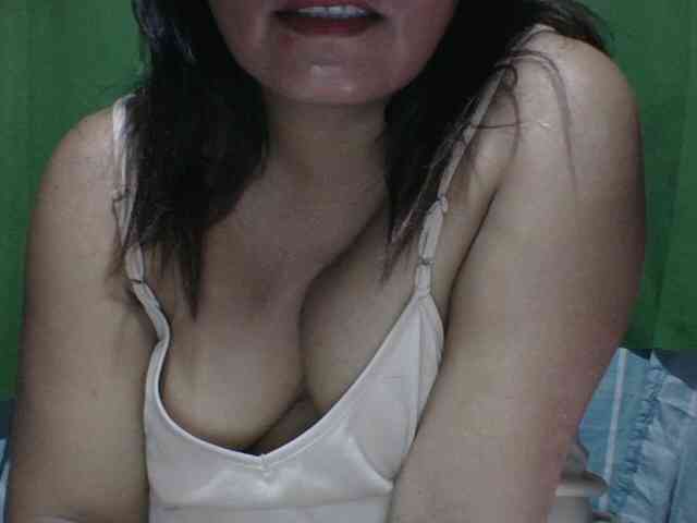 PinayAnna webcam
