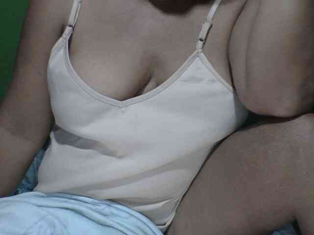 PinayAnna webcam