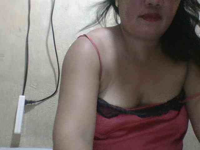 PinayAnna webcam