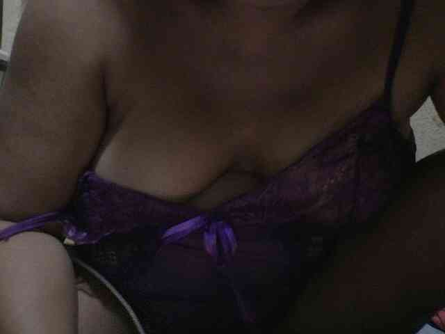PinayAnna webcam