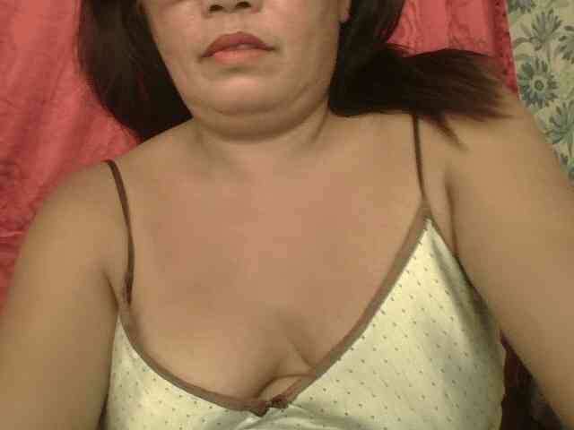 PinayAnna webcam