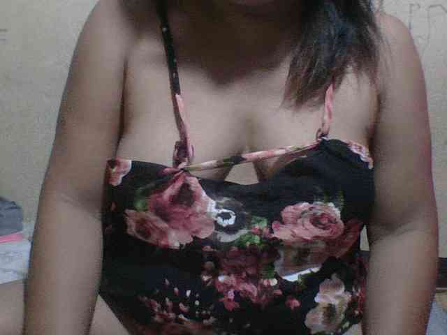 PinayAnna webcam