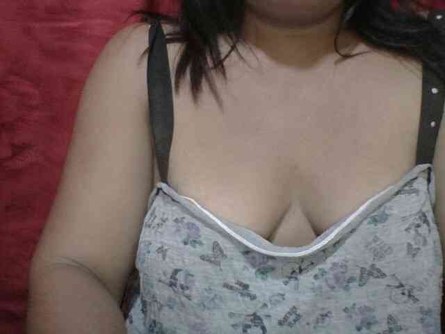 PinayAnna webcam