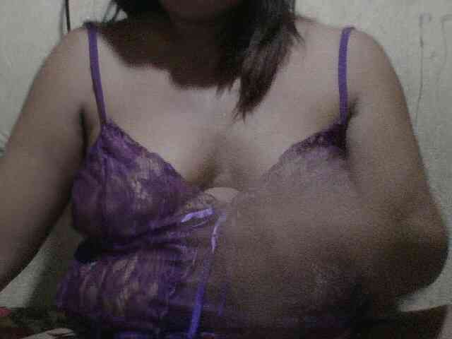 PinayAnna webcam