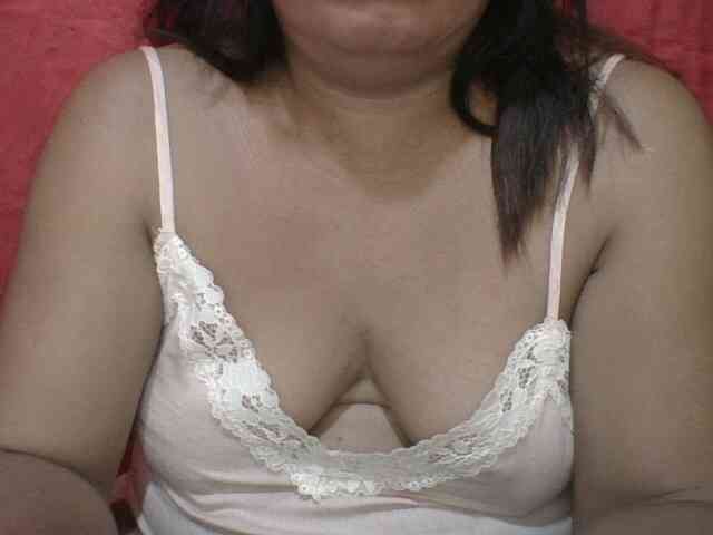 PinayAnna webcam