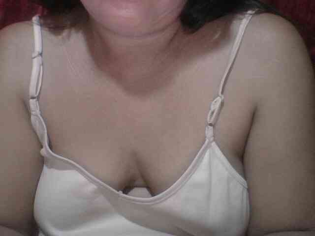 PinayAnna webcam