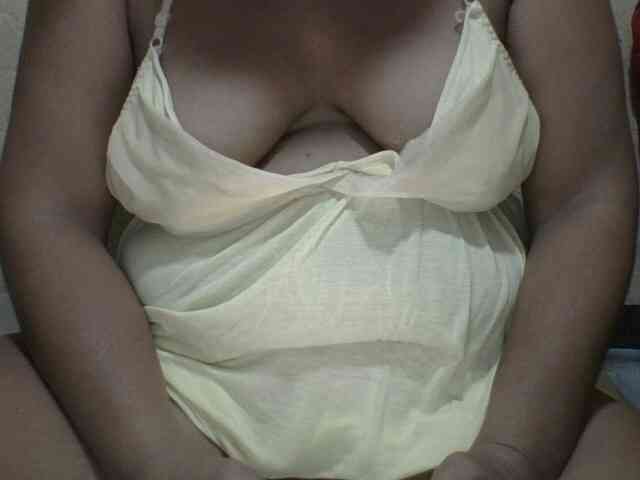 PinayAnna webcam