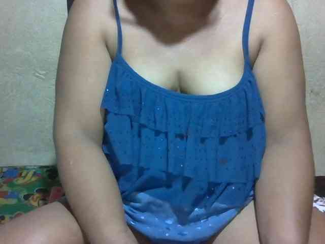PinayAnna webcam