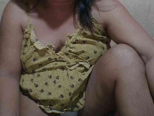 PinayAnna webcam