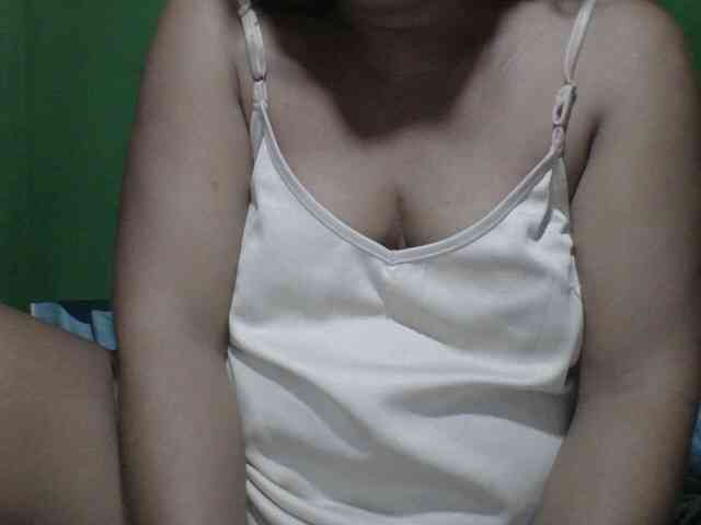 PinayAnna webcam