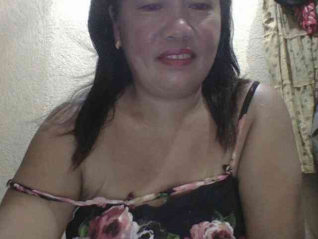 PinayAnna webcam
